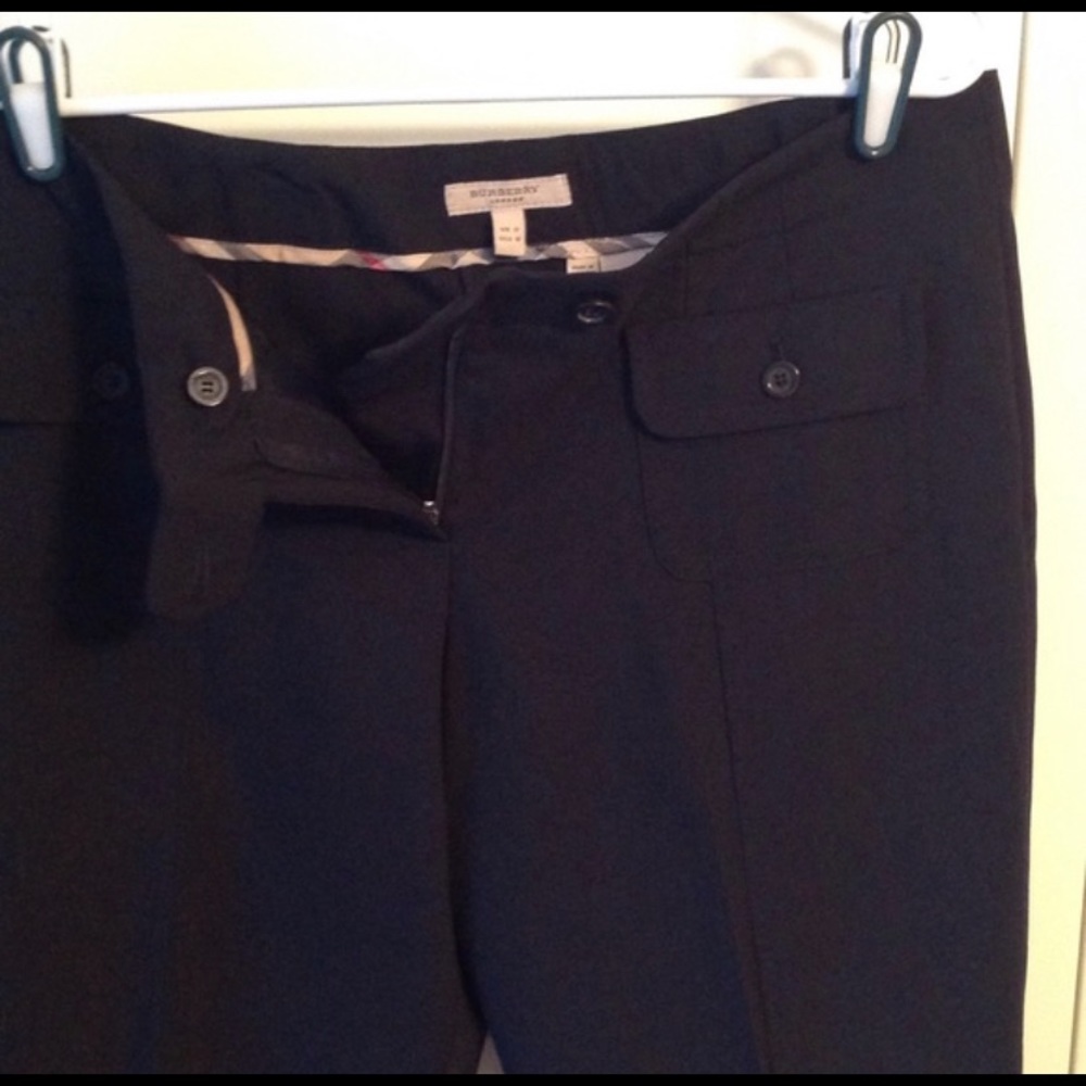 Burberry, ladies size 10 black capris